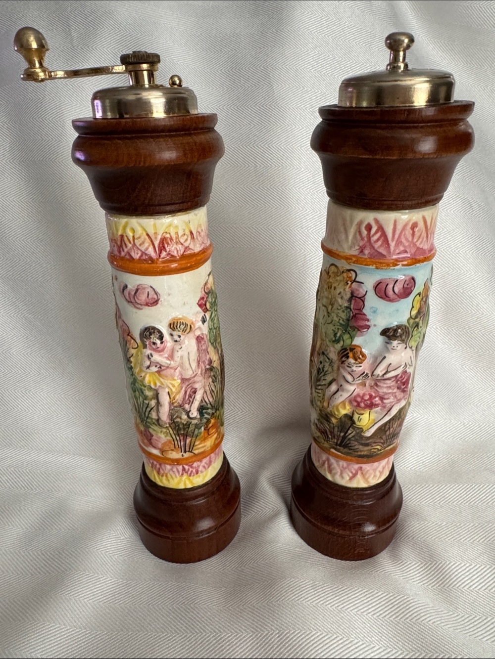 Vintage Acciaio Temperato 9" Salt & Pepper ShakersVintage